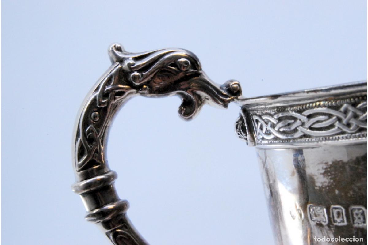 Antig&uuml;edades: Jarra de vino de plata - Foto 2