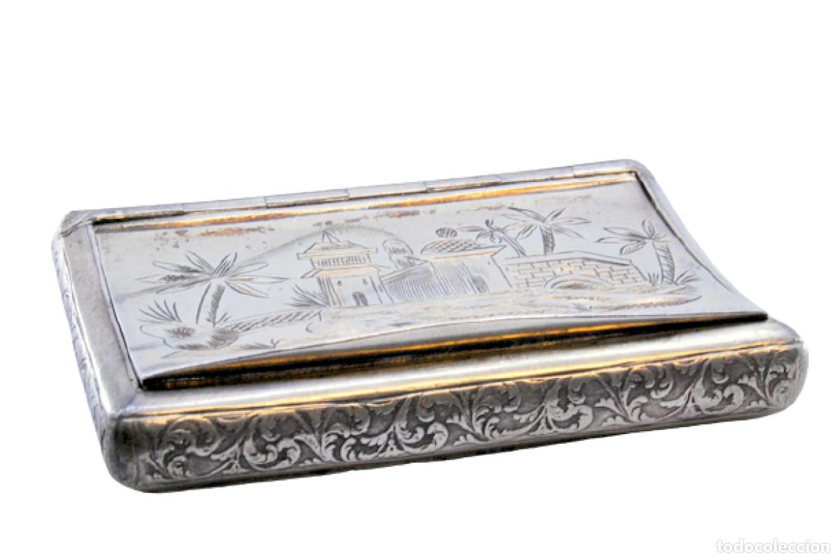 Antig&uuml;edades: Tabaquera, en plata