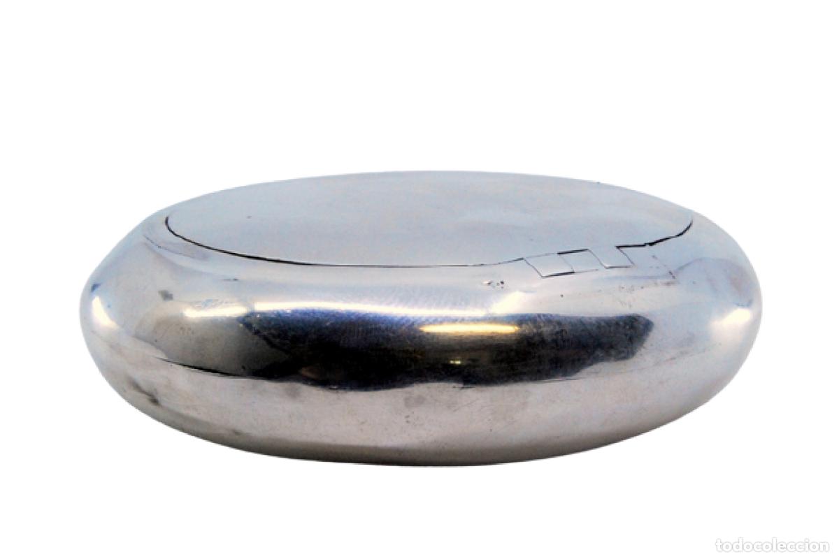 Antig&uuml;edades: Caja de tabaco, en plata