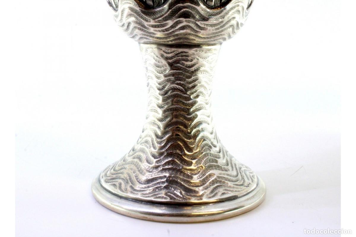 Antig&uuml;edades: copa de plata - Foto 2