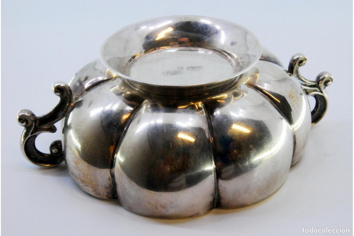 Antig&uuml;edades: bombonera de plata - Foto 3