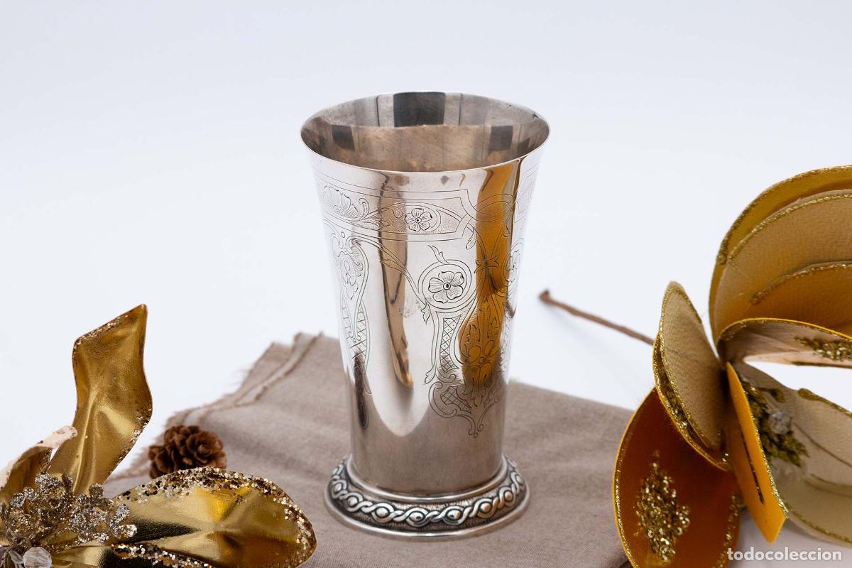 Antig&uuml;edades: copa de plata - Foto 4