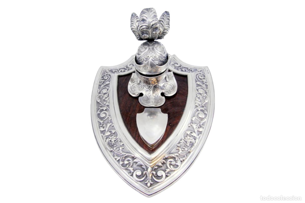Antig&uuml;edades: tintero de plata