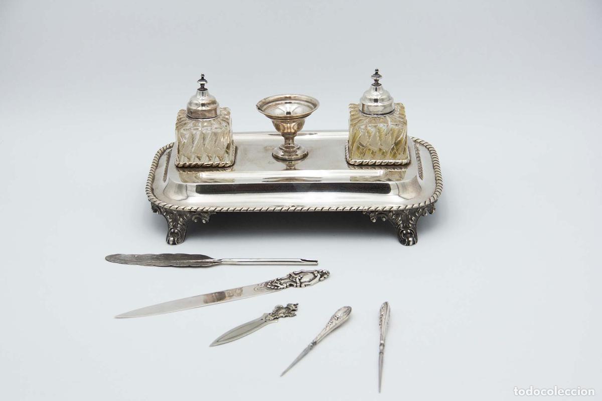Antig&uuml;edades: tintero de plata
