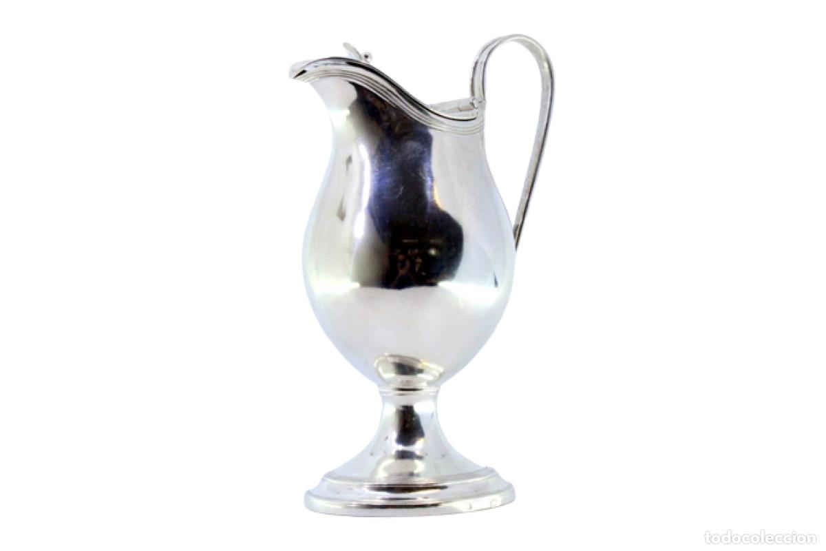 Antig&uuml;edades: jarra de leche de plata - Foto 1