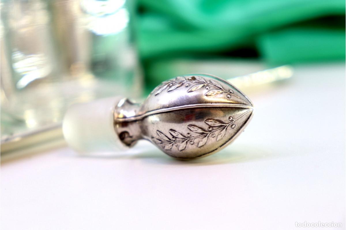 Antig&uuml;edades: Botella de licor de plata - Foto 4