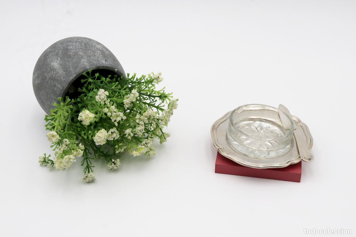 Antiques: mantequera de plata