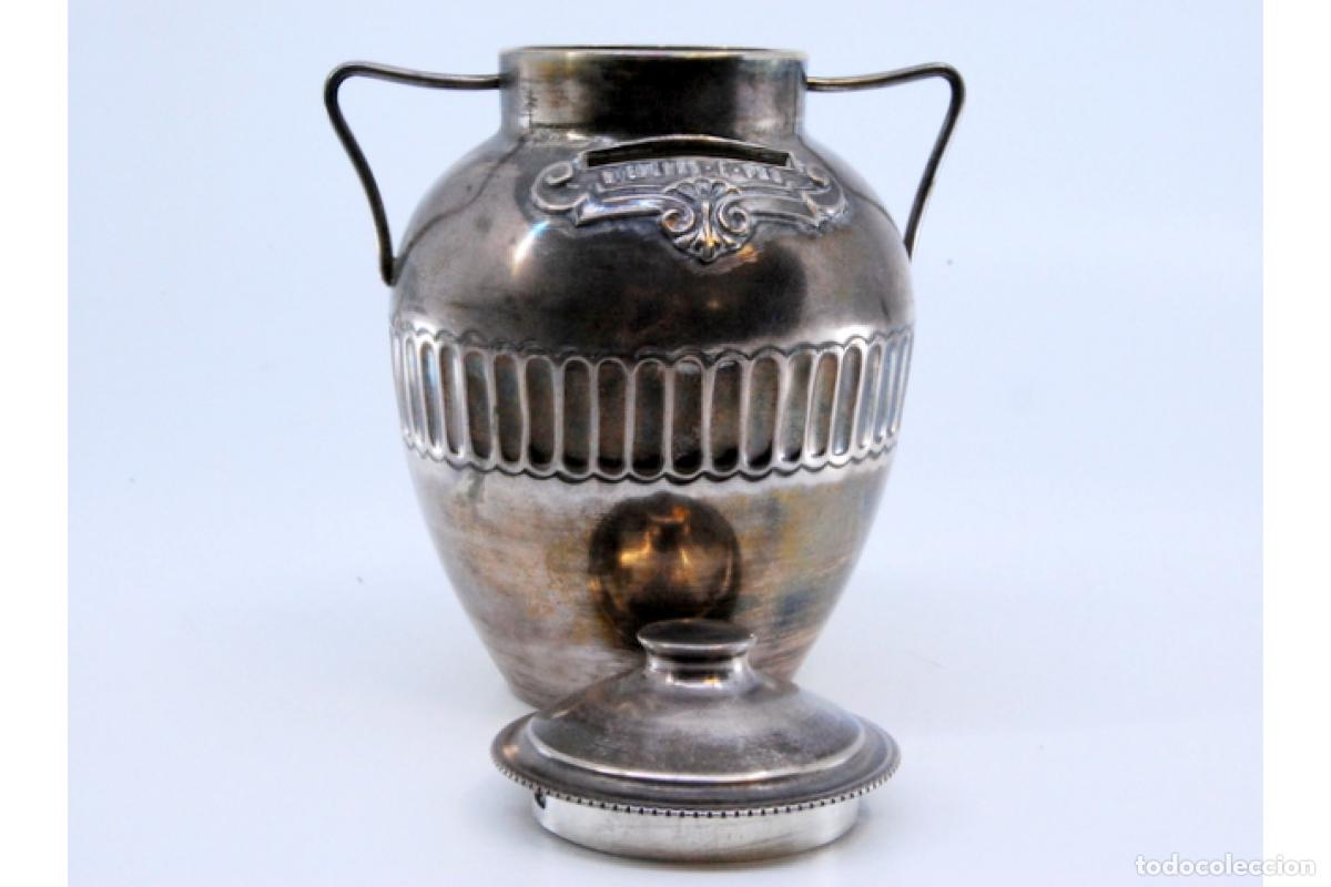 Antig&uuml;edades: hucha de plata - Foto 8