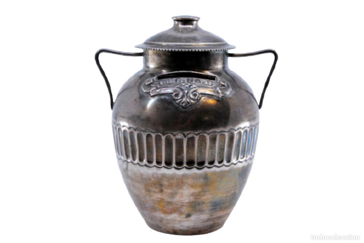 Antig&uuml;edades: hucha de plata
