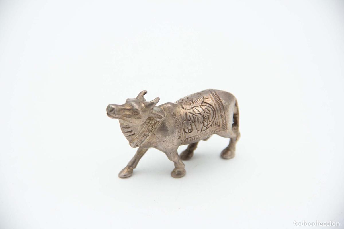 Antig&uuml;edades: b&uacute;falo de plata