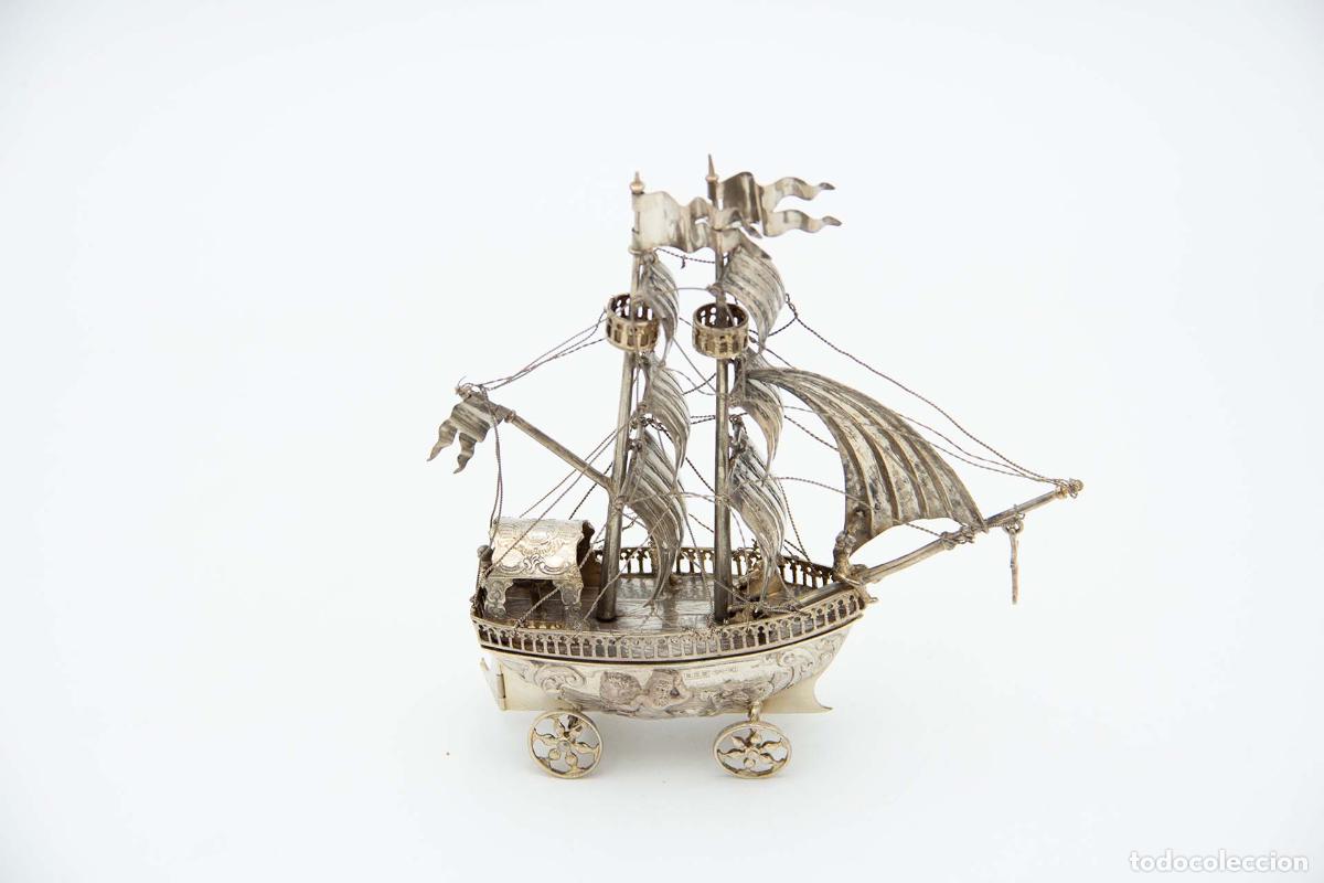 Antiquit&eacute;s: Velero de plata