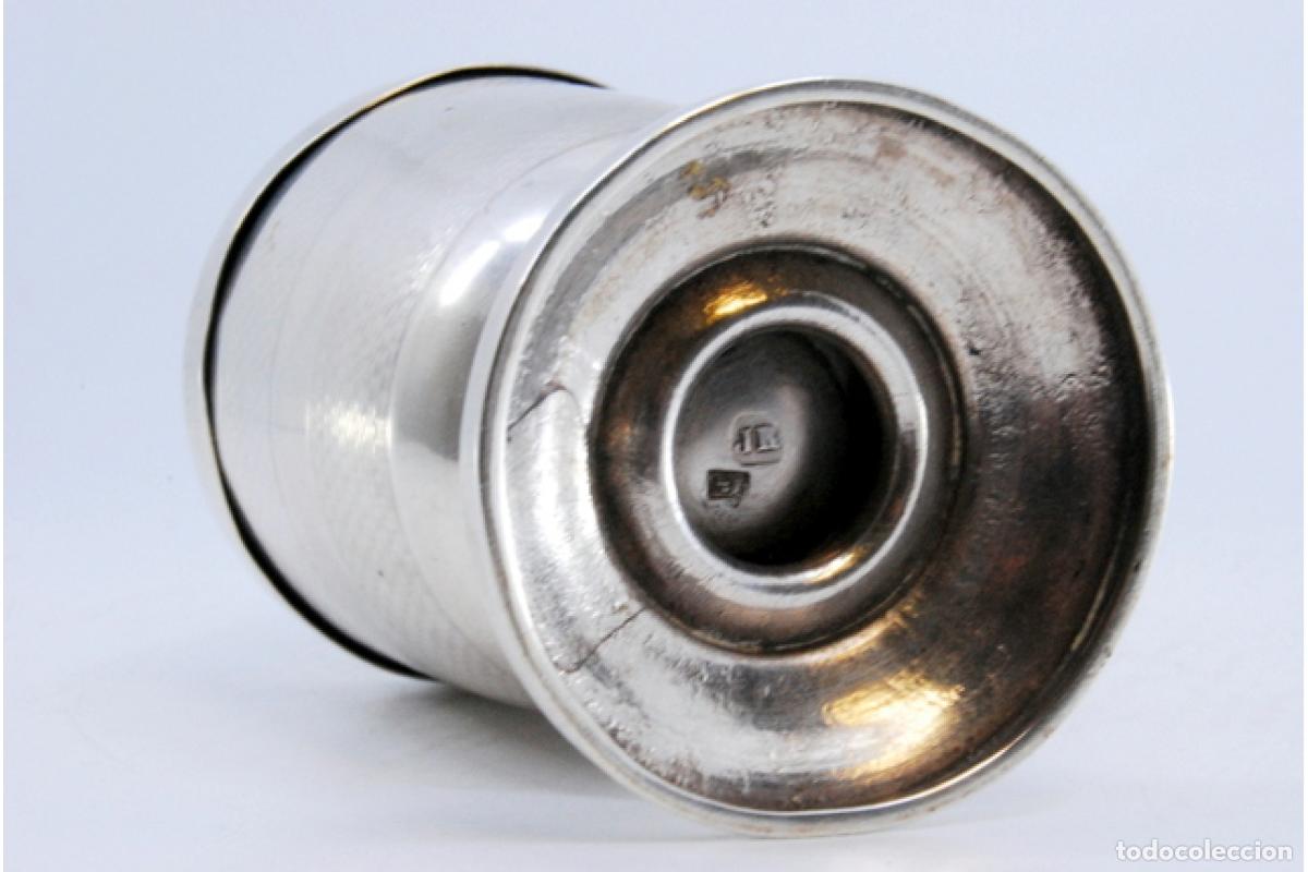 Antig&uuml;edades: urna de plata - Foto 2