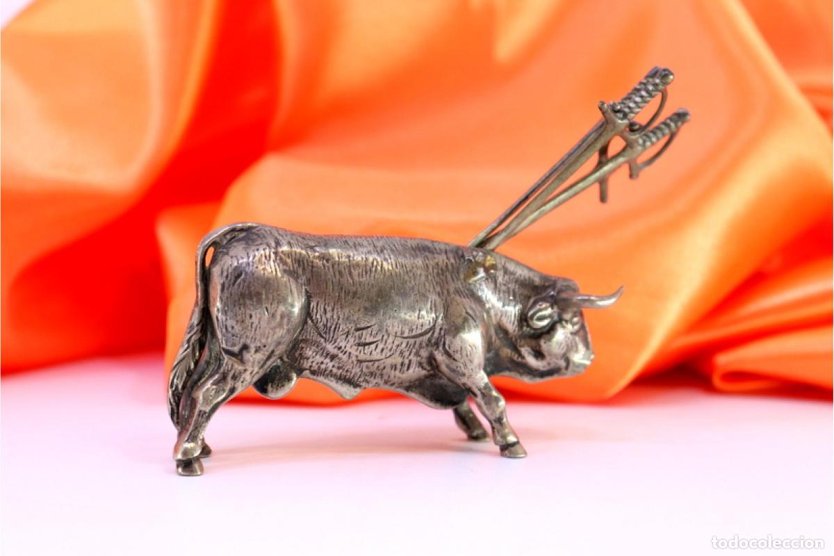 Antig&uuml;edades: Toro de plata - Foto 6