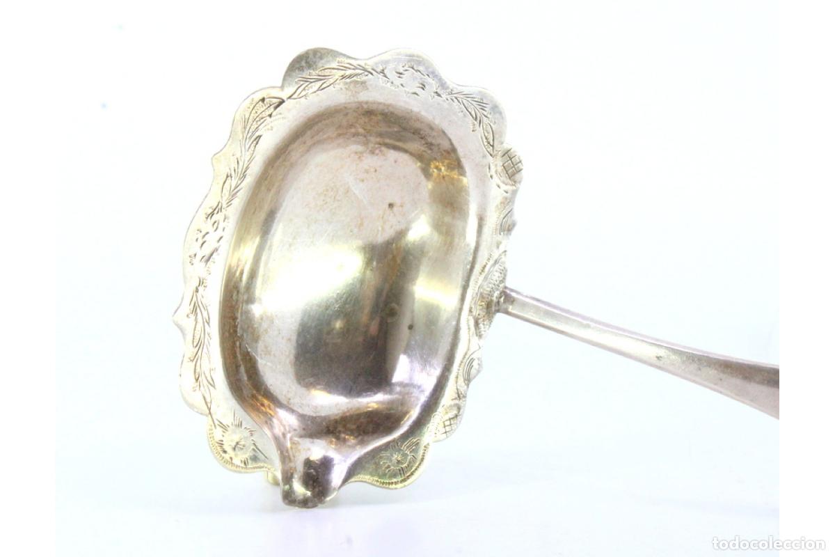 Antig&uuml;edades: cuchara de salsa de plata - Foto 5