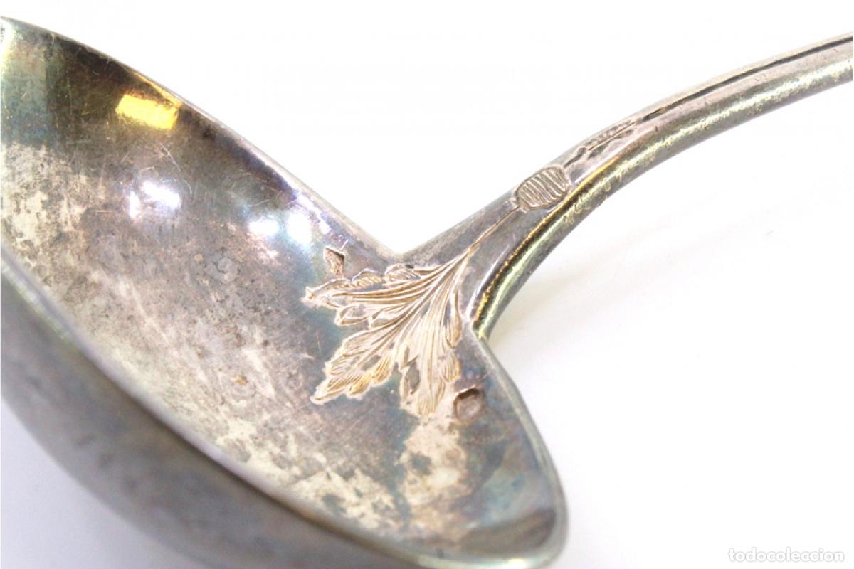 Antig&uuml;edades: cuchara de salsa de plata - Foto 2