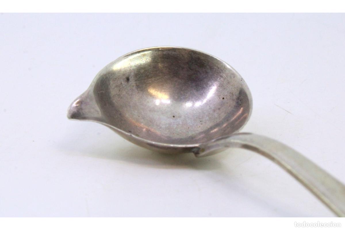 Antig&uuml;edades: cuchara de salsa de plata - Foto 3
