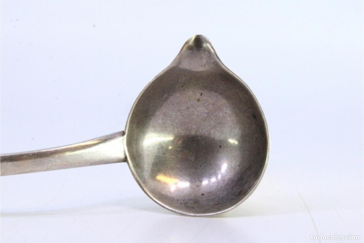 Antig&uuml;edades: cuchara de salsa de plata - Foto 6