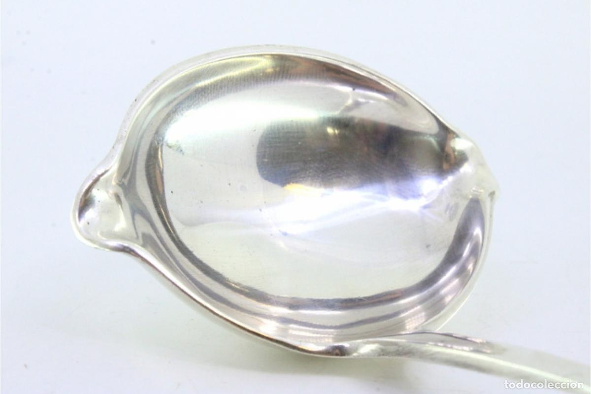 Antig&uuml;edades: cuchara de salsa de plata - Foto 4