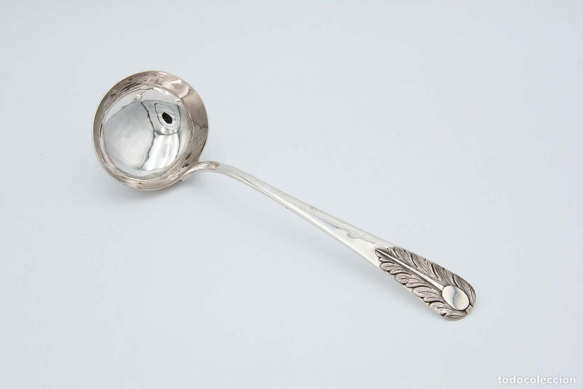 Antig&uuml;edades: Cuchar&oacute;n de sopa de plata - Foto 1