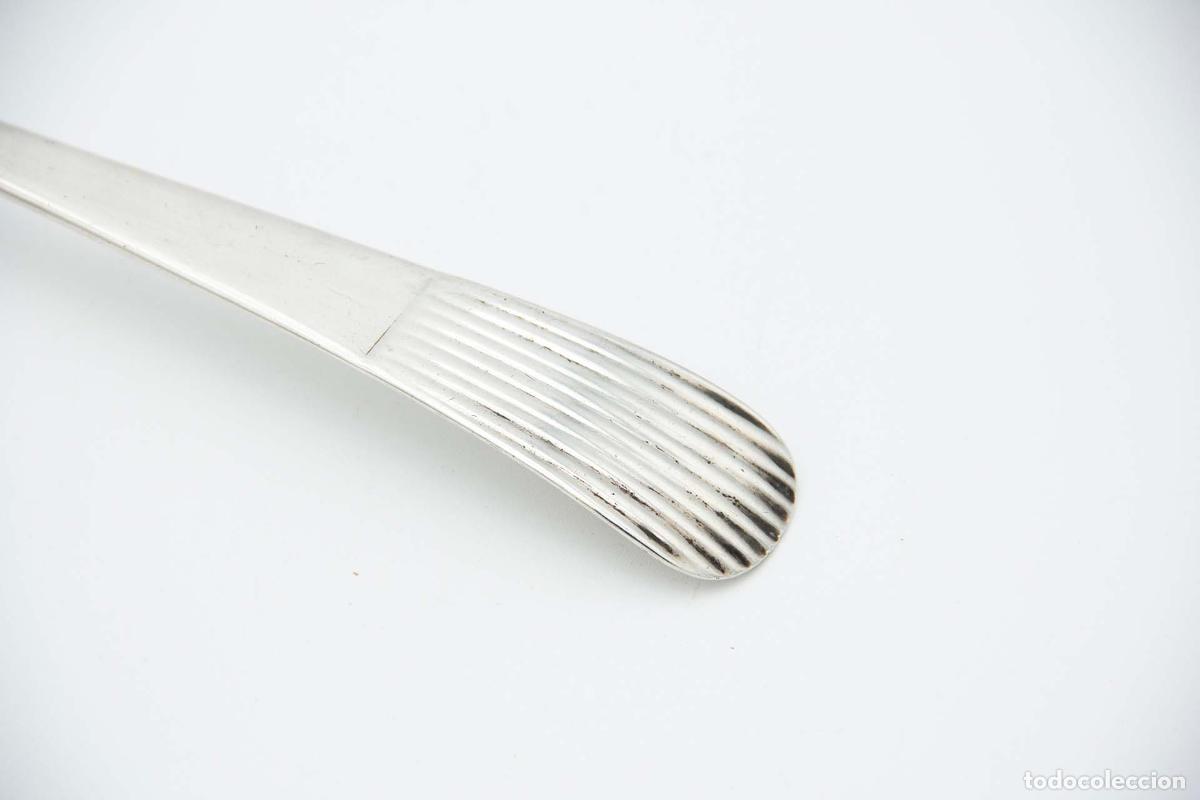 Antig&uuml;edades: Cuchar&oacute;n de sopa de plata - Foto 2