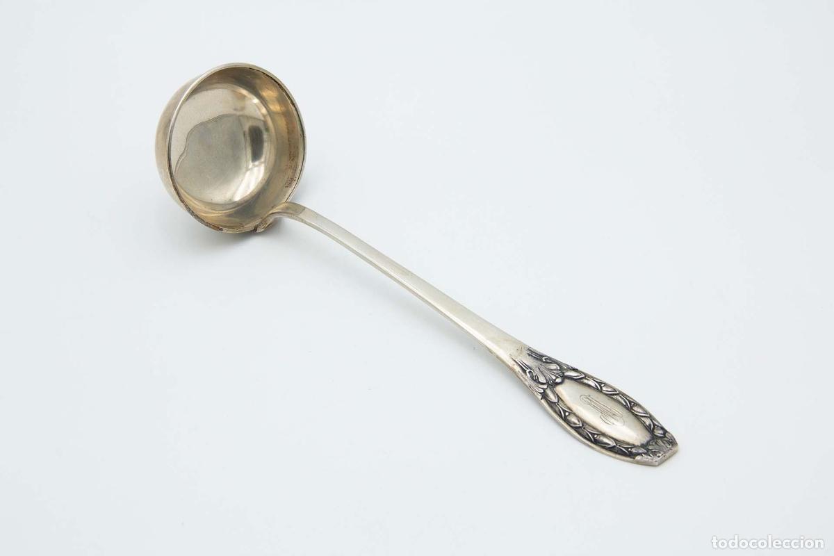 Antig&uuml;edades: Cuchar&oacute;n de sopa de plata - Foto 1