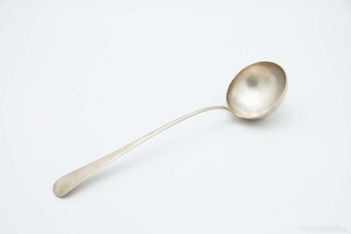 Antig&uuml;edades: Cuchar&oacute;n de sopa de plata - Foto 1