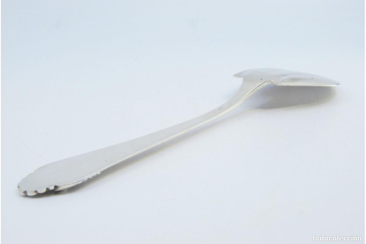 Antig&uuml;edades: cuchara de plata para verduras - Foto 7