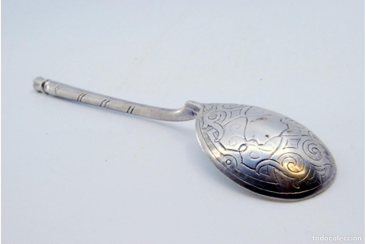 Antig&uuml;edades: cuchara de postre de plata - Foto 3