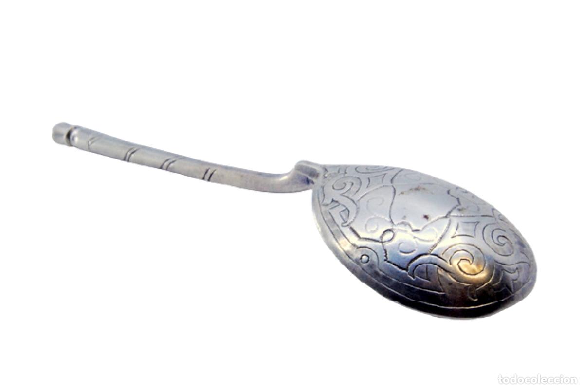 Antiques: cuchara de postre de plata