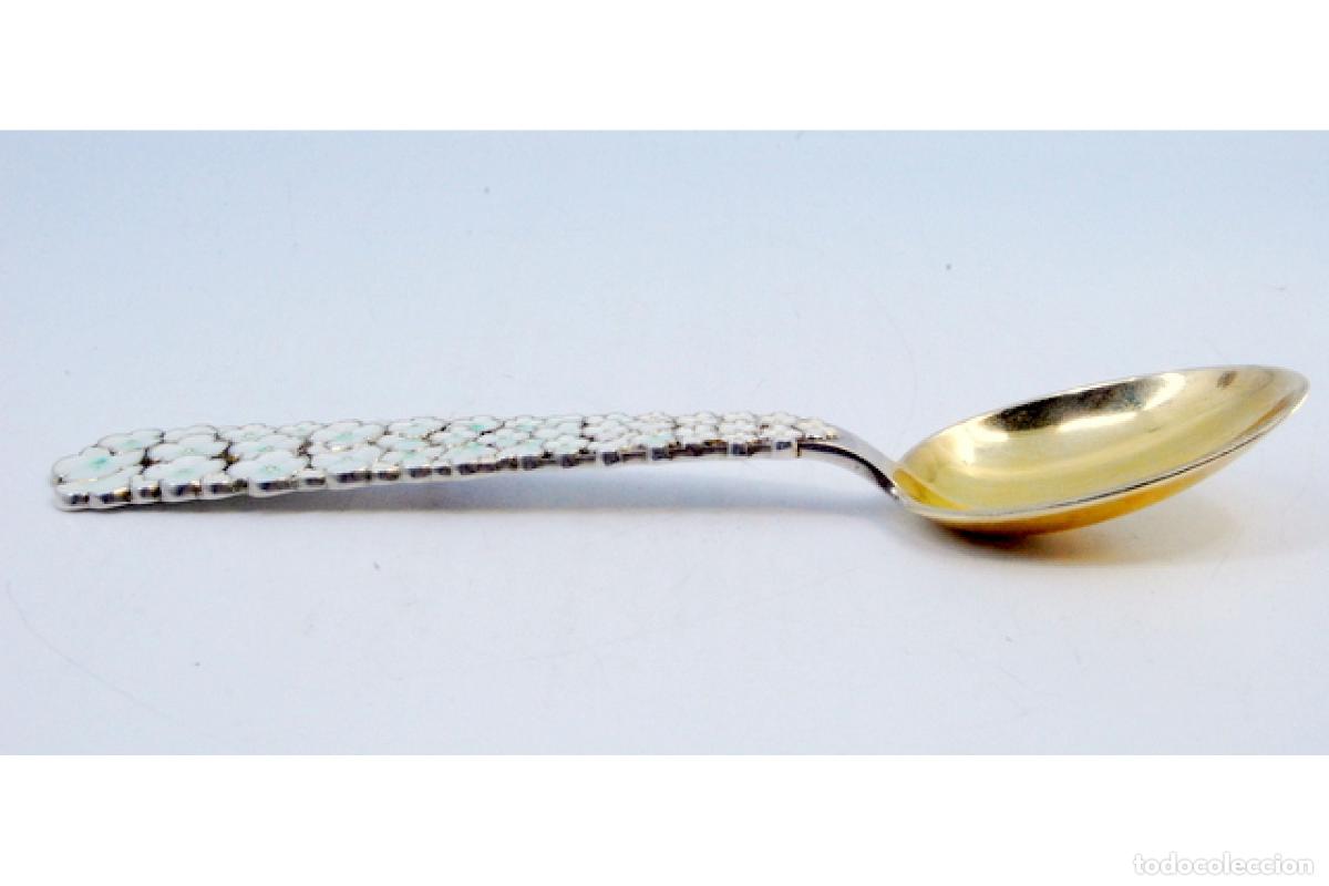 Antig&uuml;edades: cuchara de postre de plata - Foto 6