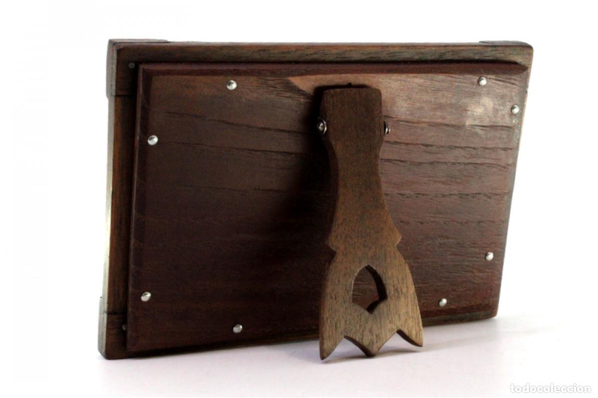 Antig&uuml;edades: Marco de madera y plata - Foto 7