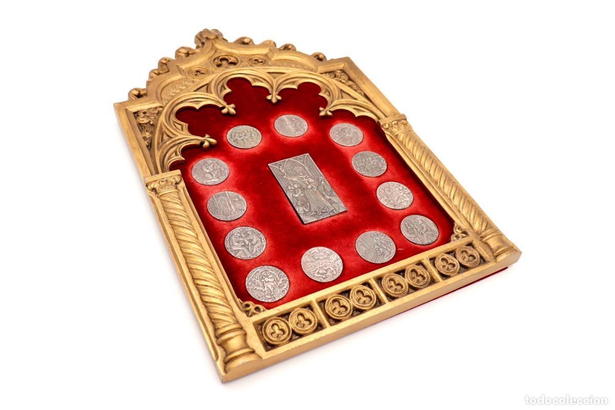 Antiguidades: Marco de plata con medallas - San Antonio