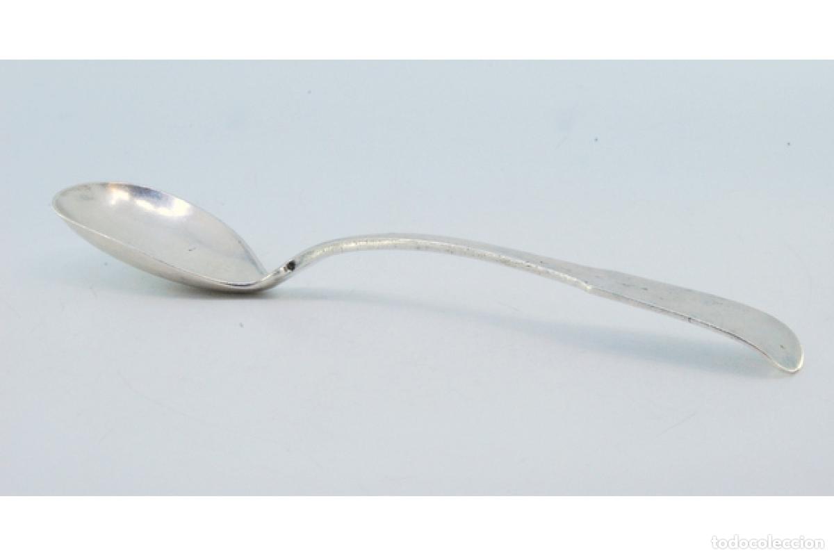 Antig&uuml;edades: cuchara de postre de plata - Foto 3