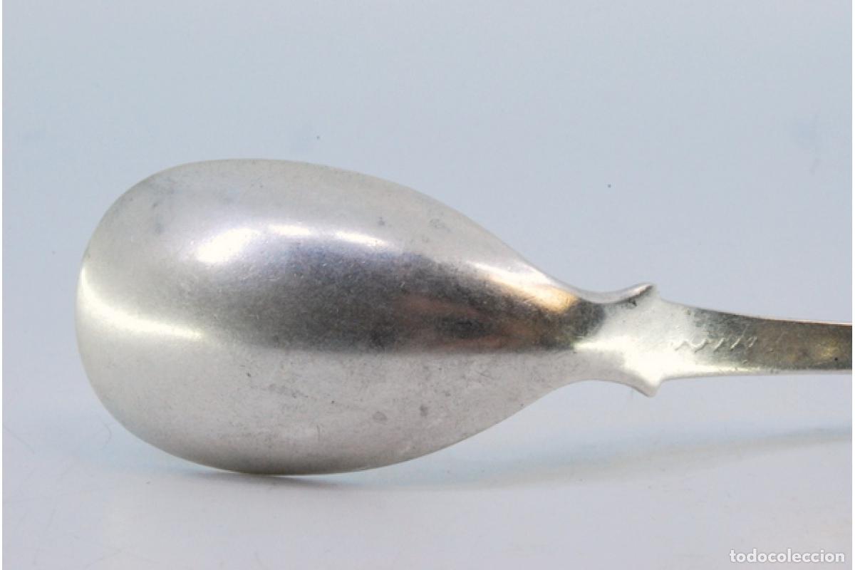 Antig&uuml;edades: cuchara de postre de plata - Foto 7