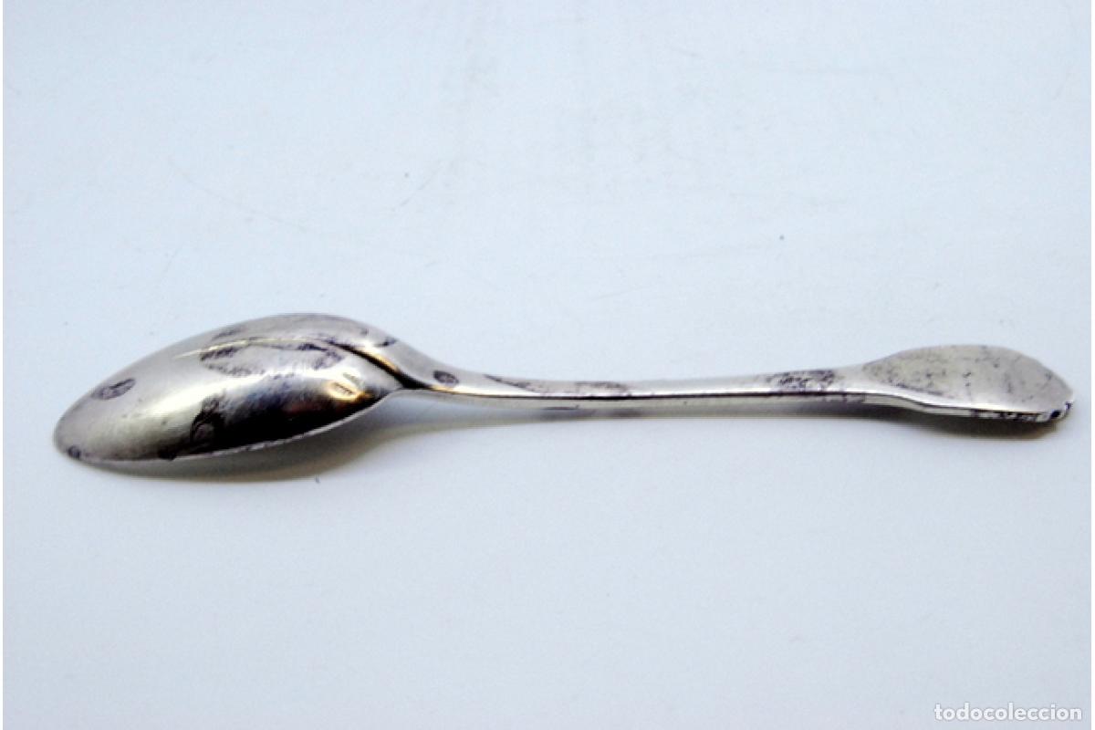 Antig&uuml;edades: cuchara de postre de plata - Foto 3