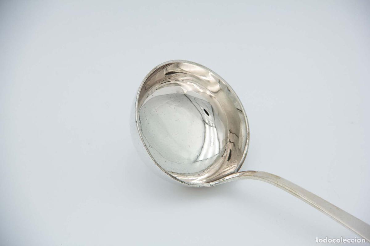Antig&uuml;edades: Cuchar&oacute;n de sopa de plata - Foto 3