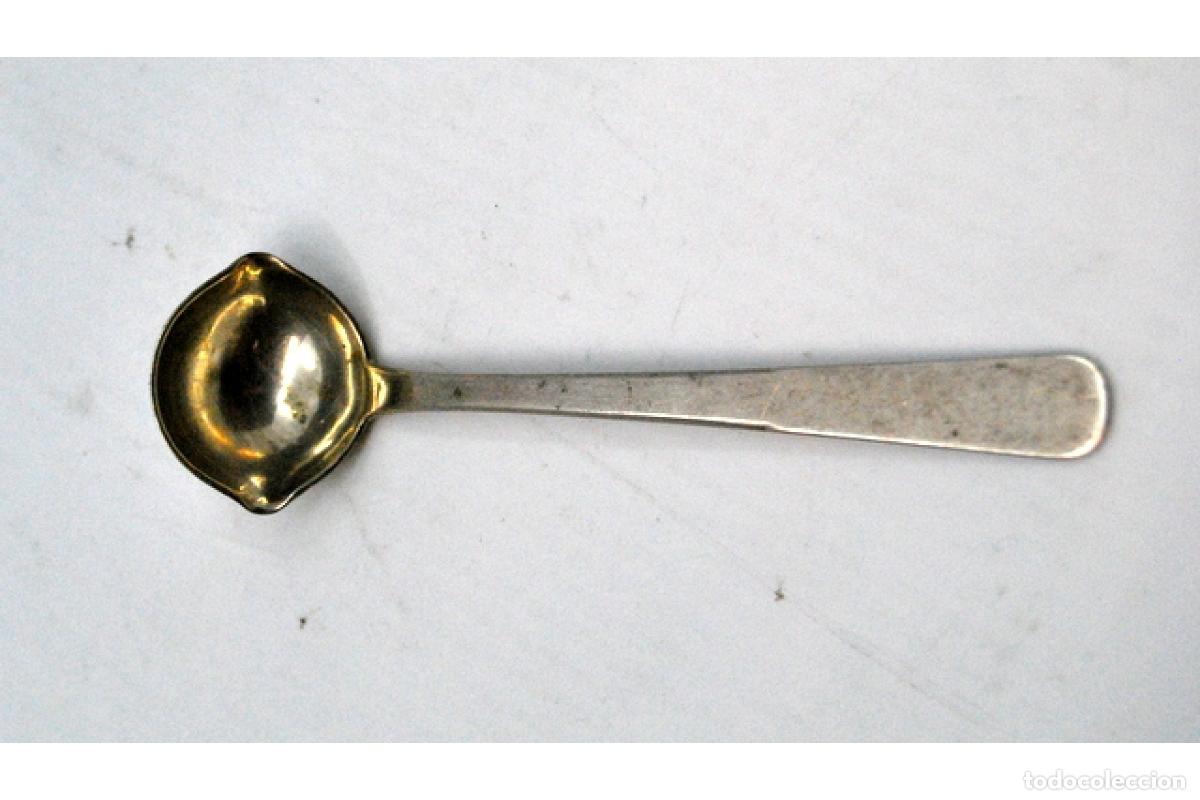 Antig&uuml;edades: cuchara de az&uacute;car de plata - Foto 2