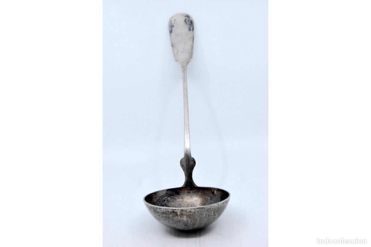 Antig&uuml;edades: Cuchar&oacute;n de sopa de plata - Foto 2