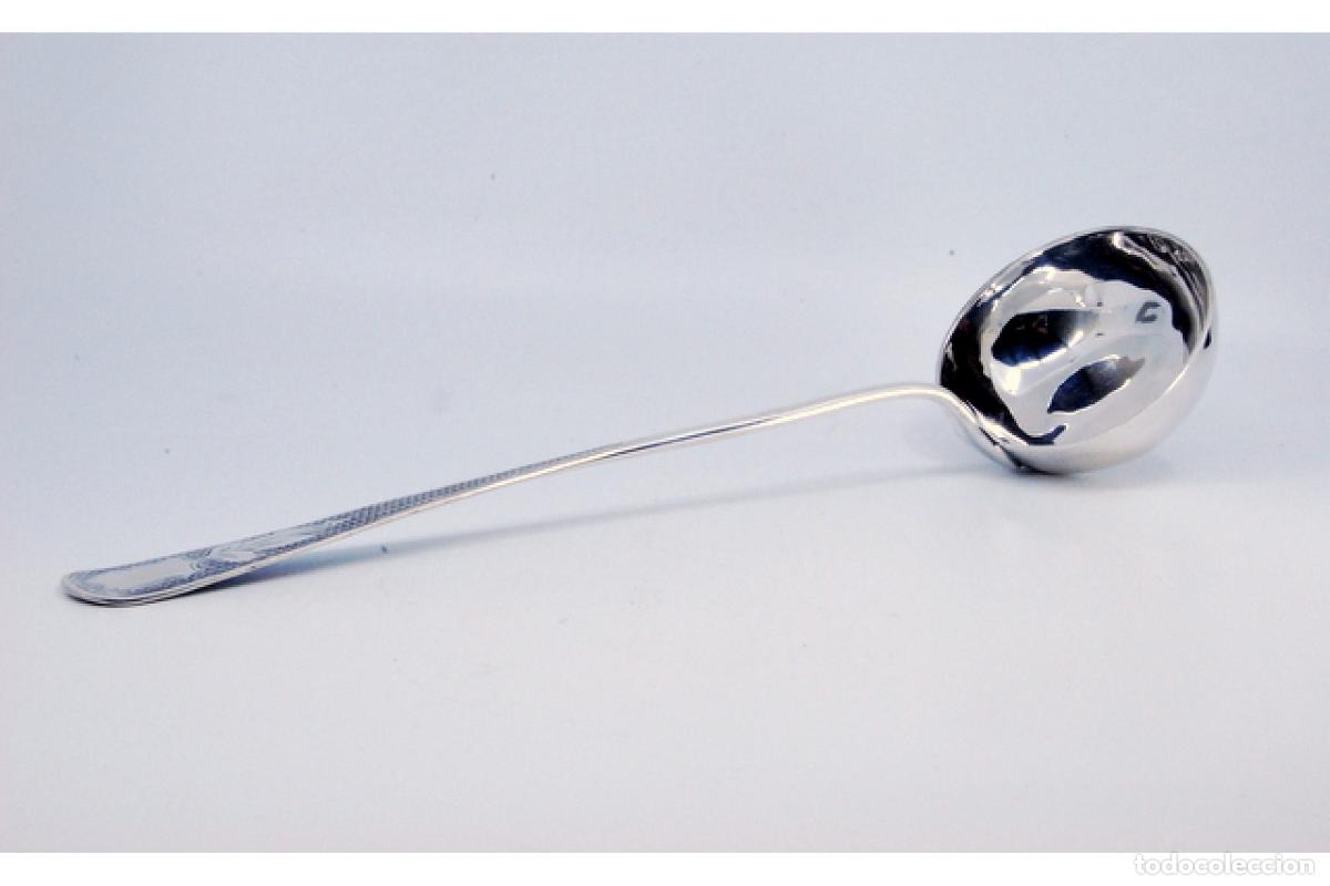 Antig&uuml;edades: Cuchar&oacute;n de sopa de plata - Foto 4