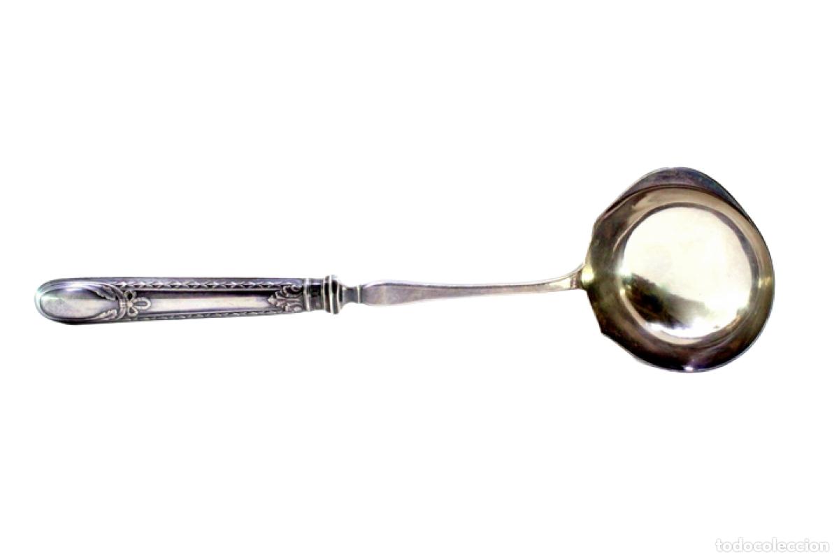 Antig&uuml;edades: cuchara de salsa de plata - Foto 1