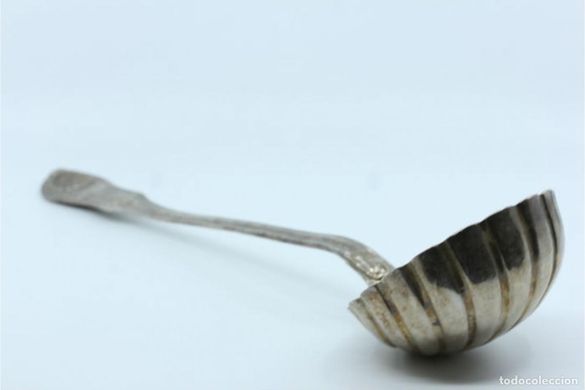 Antig&uuml;edades: Cuchar&oacute;n de sopa de plata - Foto 3