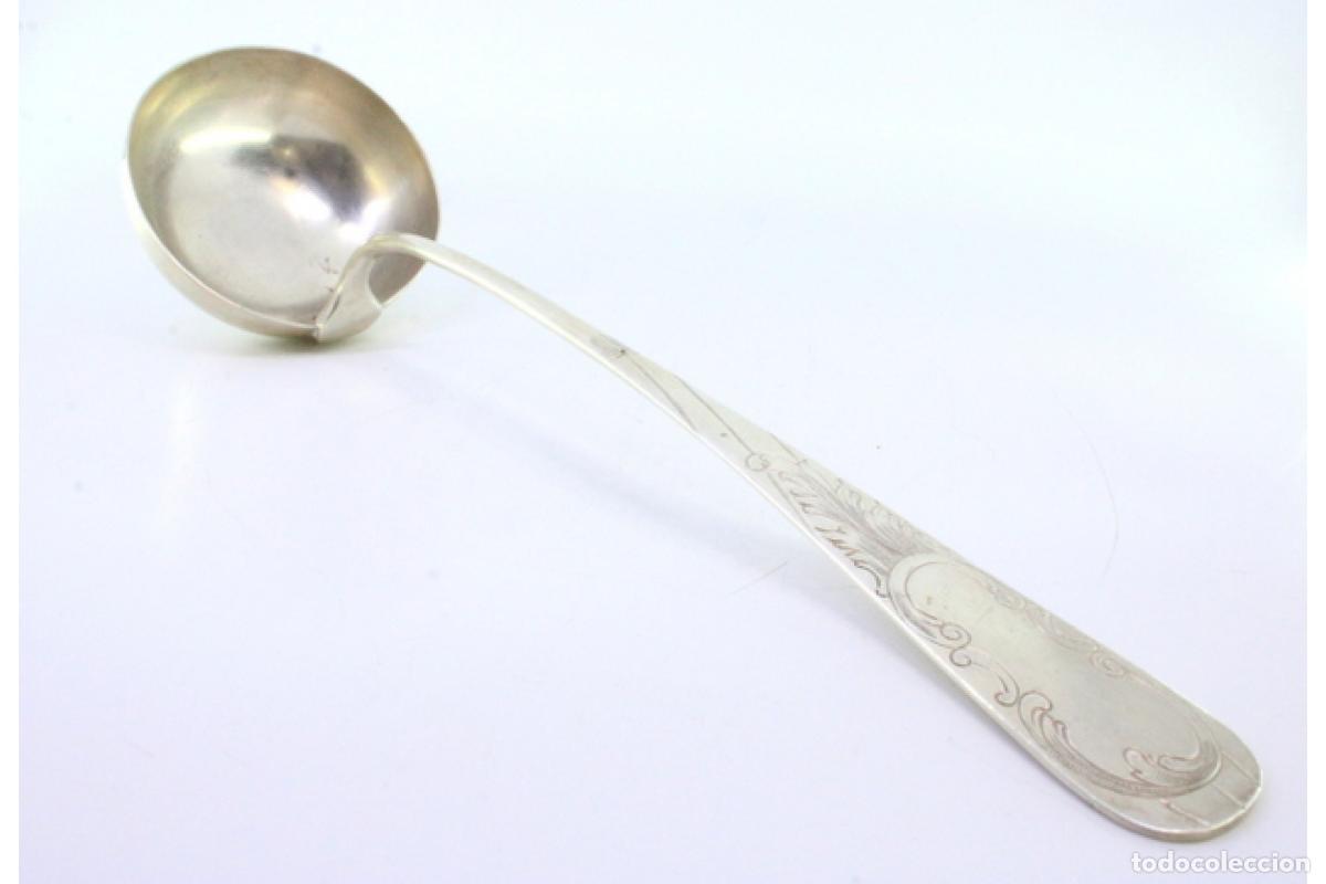 Antig&uuml;edades: Cuchar&oacute;n de sopa de plata - Foto 2