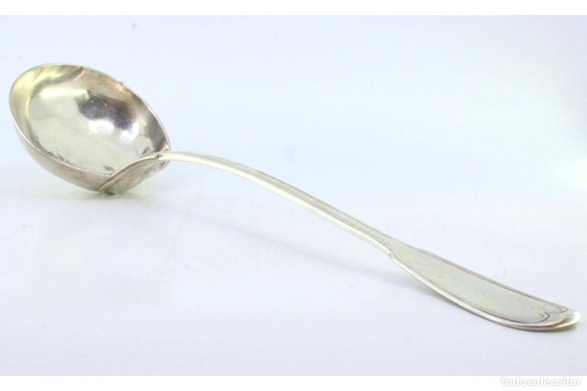Antig&uuml;edades: Cuchar&oacute;n de sopa de plata - Foto 3