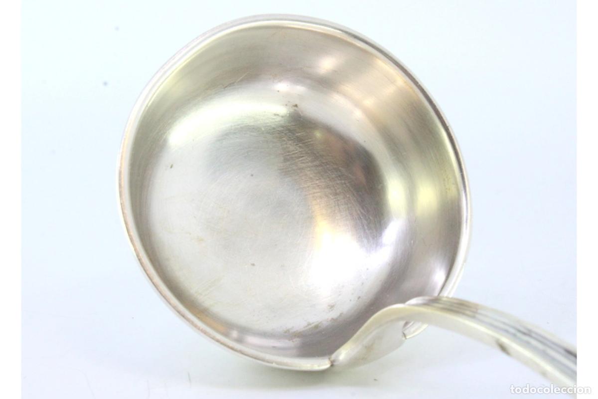 Antig&uuml;edades: Cuchar&oacute;n de sopa de plata - Foto 2