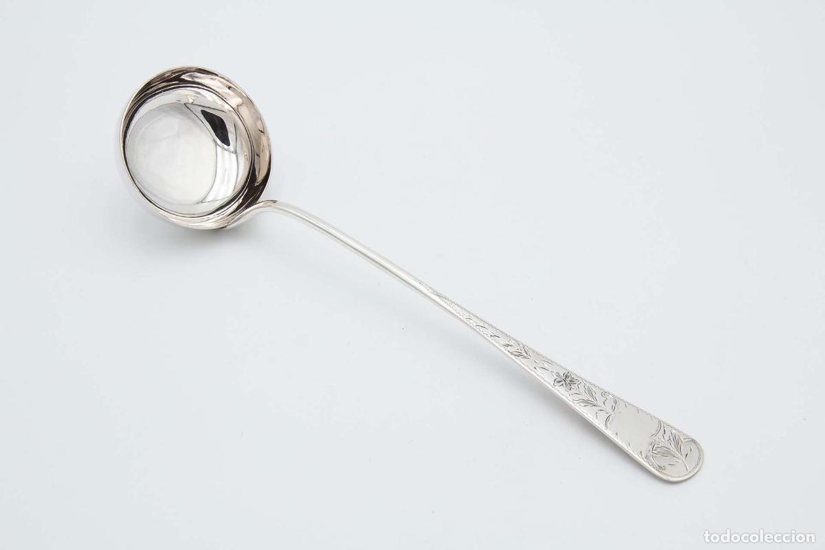Antig&uuml;edades: Cuchar&oacute;n de sopa de plata - Foto 3