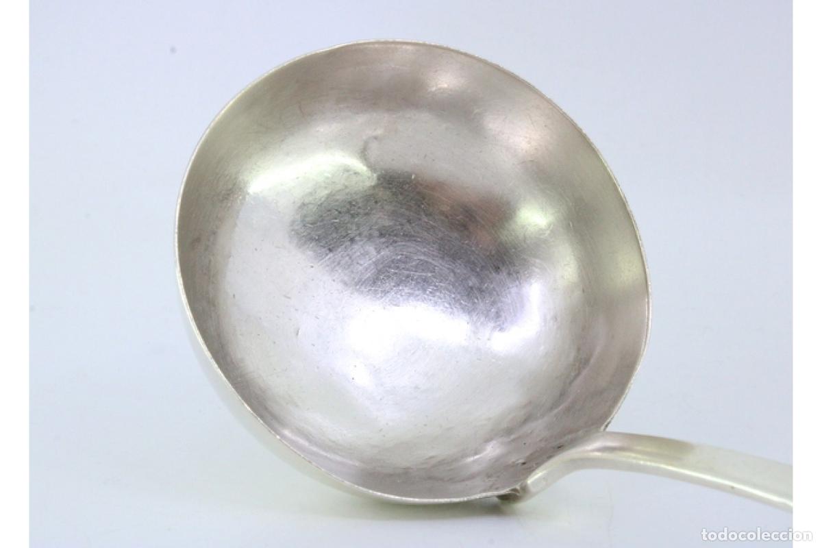 Antig&uuml;edades: Cuchar&oacute;n de sopa de plata - Foto 4
