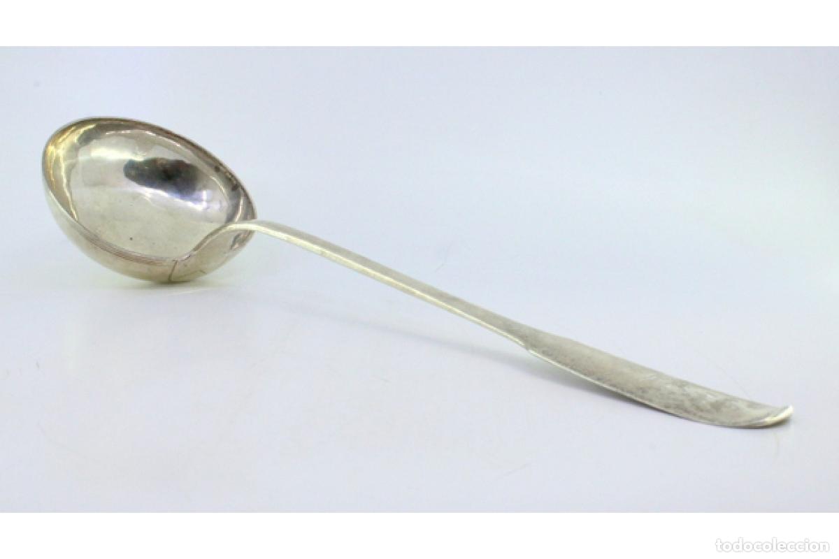 Antig&uuml;edades: Cuchar&oacute;n de sopa de plata - Foto 2