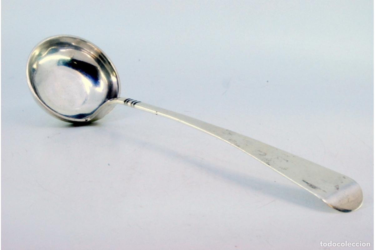 Antig&uuml;edades: Cuchar&oacute;n de sopa de plata - Foto 3