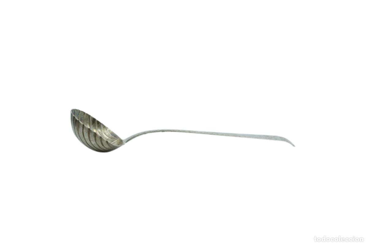 Antig&uuml;edades: Cuchar&oacute;n de sopa de plata - Foto 1
