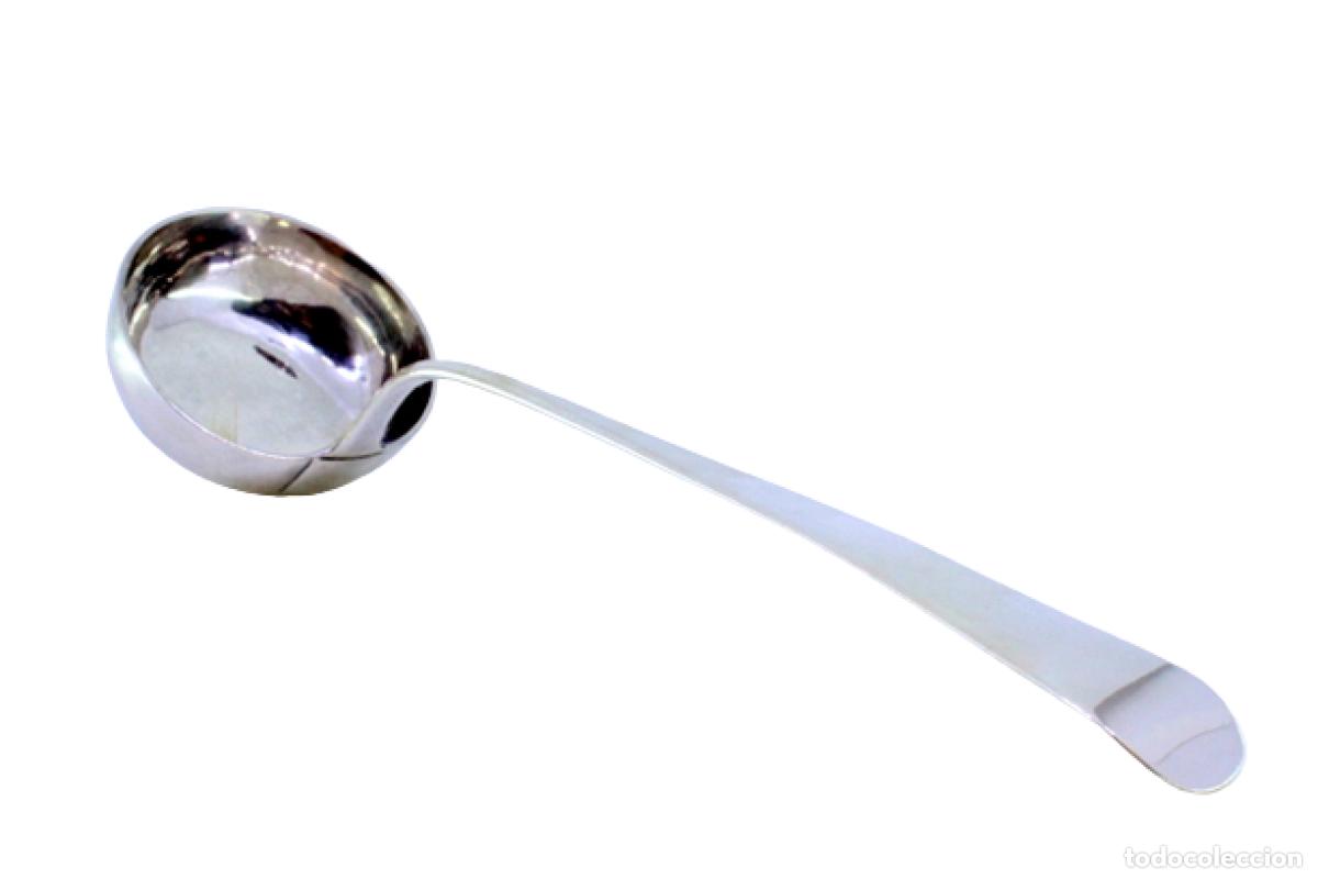 Antig&uuml;edades: Cuchar&oacute;n de sopa de plata - Foto 1
